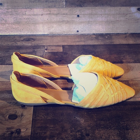 ROALIA FLATS Woven Slip On pointed toes - Picture 1 of 6